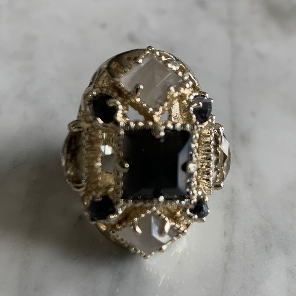Cocktail ring